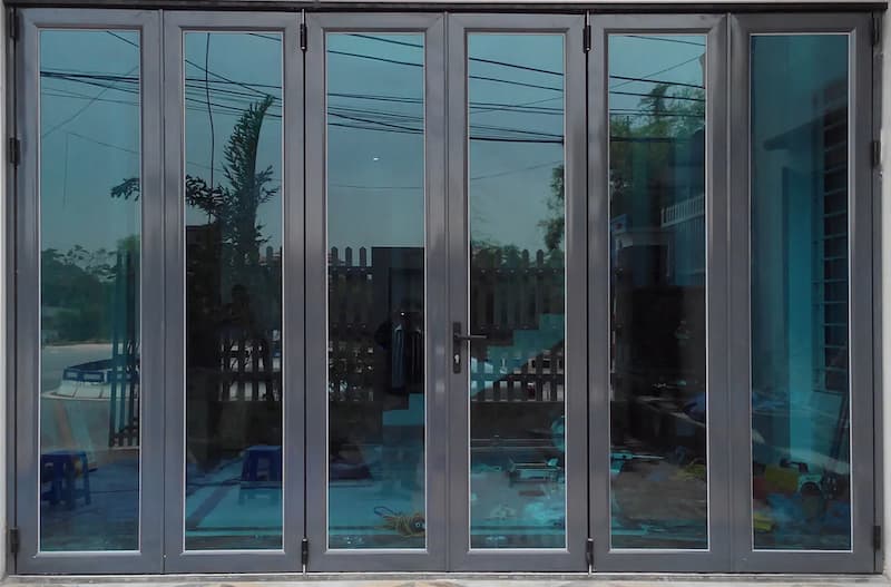 cửa nhựa composite
